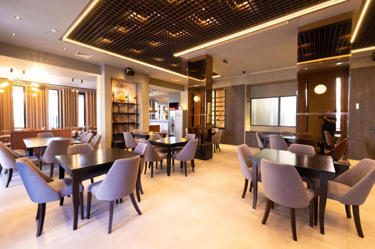 New Donantelo Hotel Vlorë Eksteriør billede