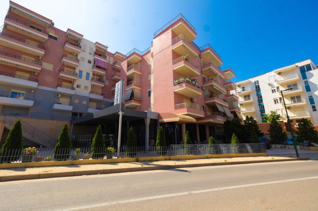 New Donantelo Hotel Vlorë Eksteriør billede
