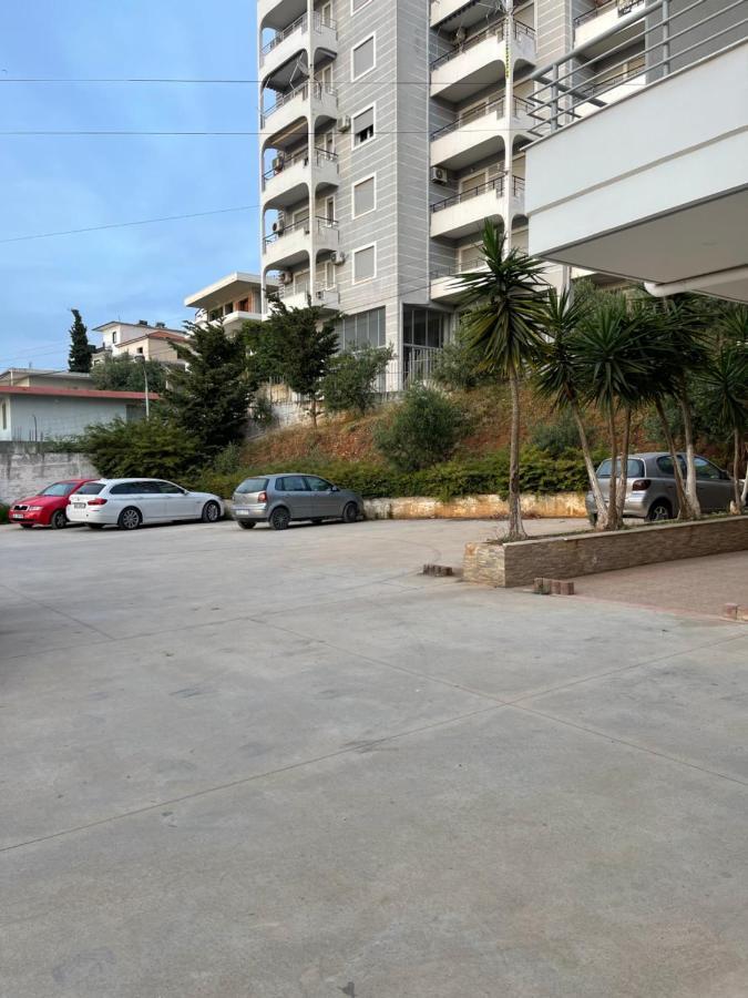New Donantelo Hotel Vlorë Eksteriør billede