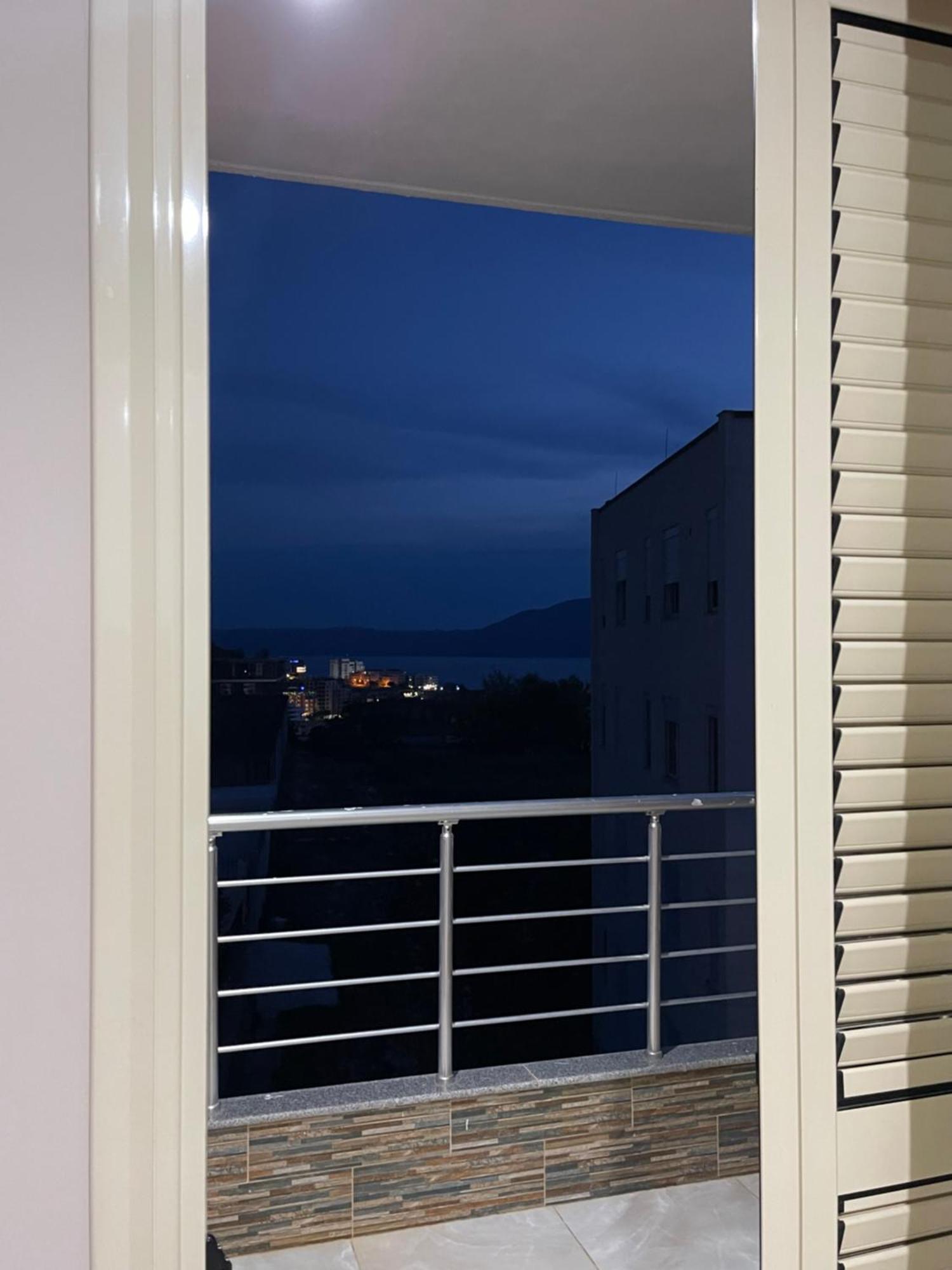New Donantelo Hotel Vlorë Eksteriør billede